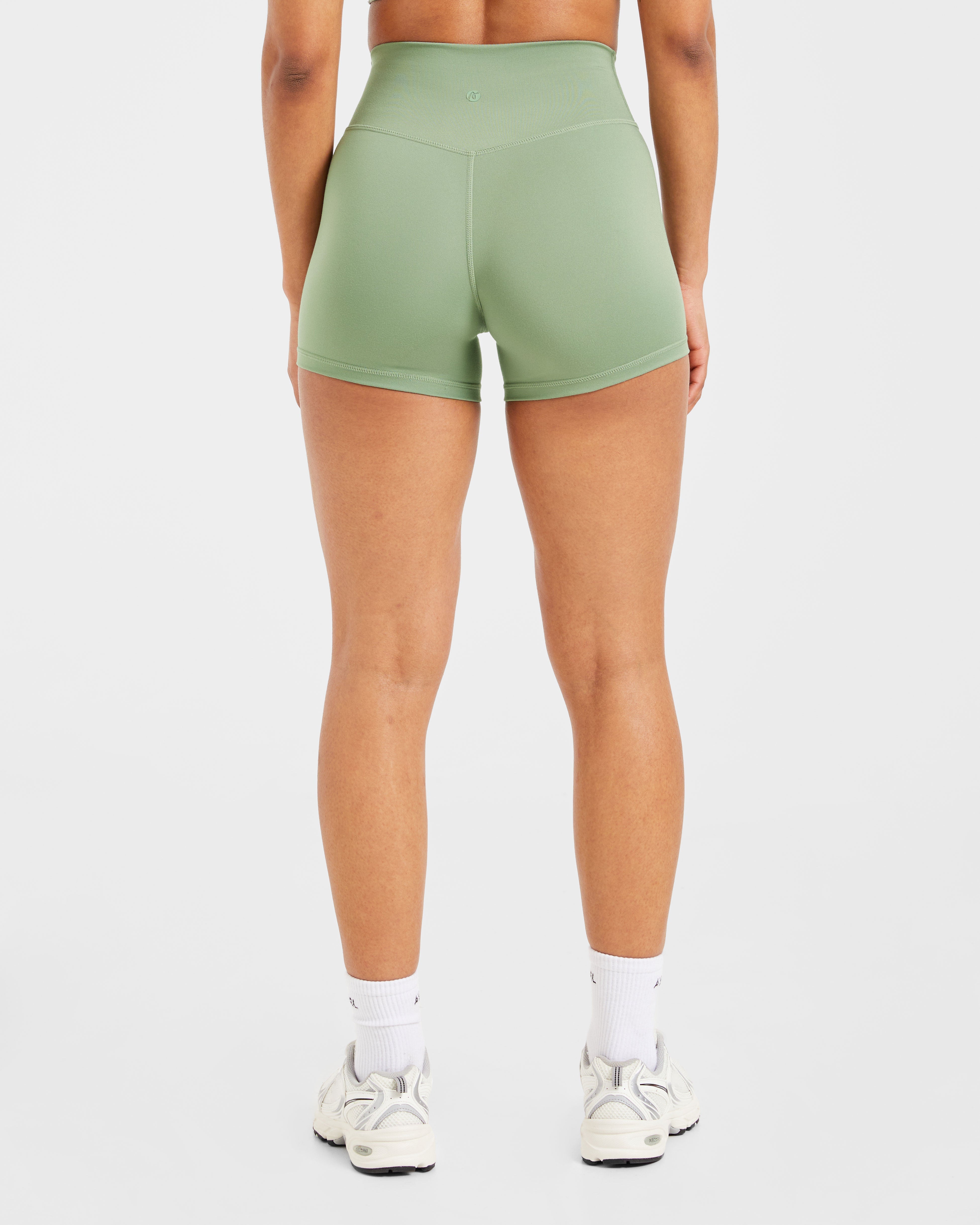Staple Shorts - Olive Green