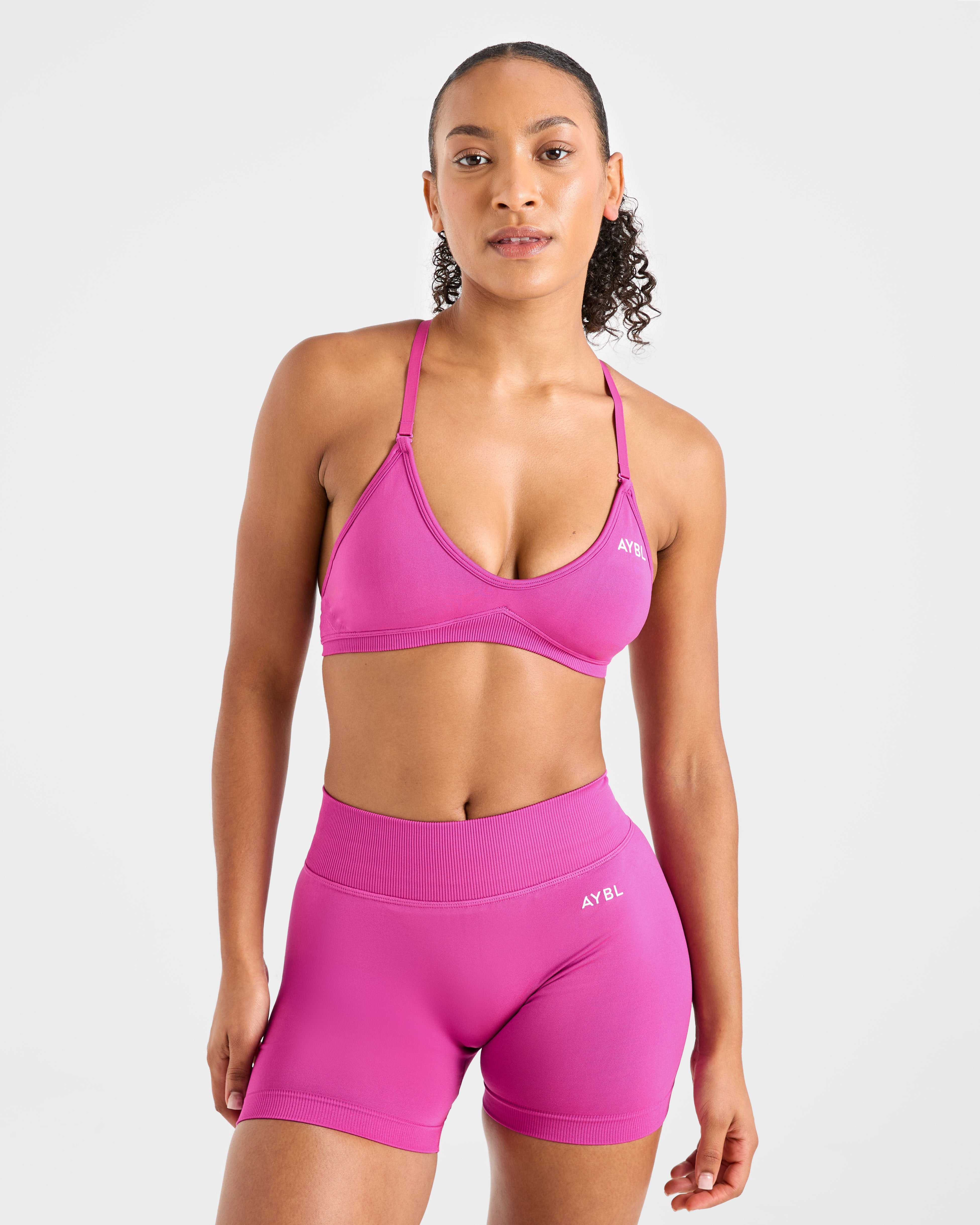 Adapt Seamless Strappy Sports Bra - Pink