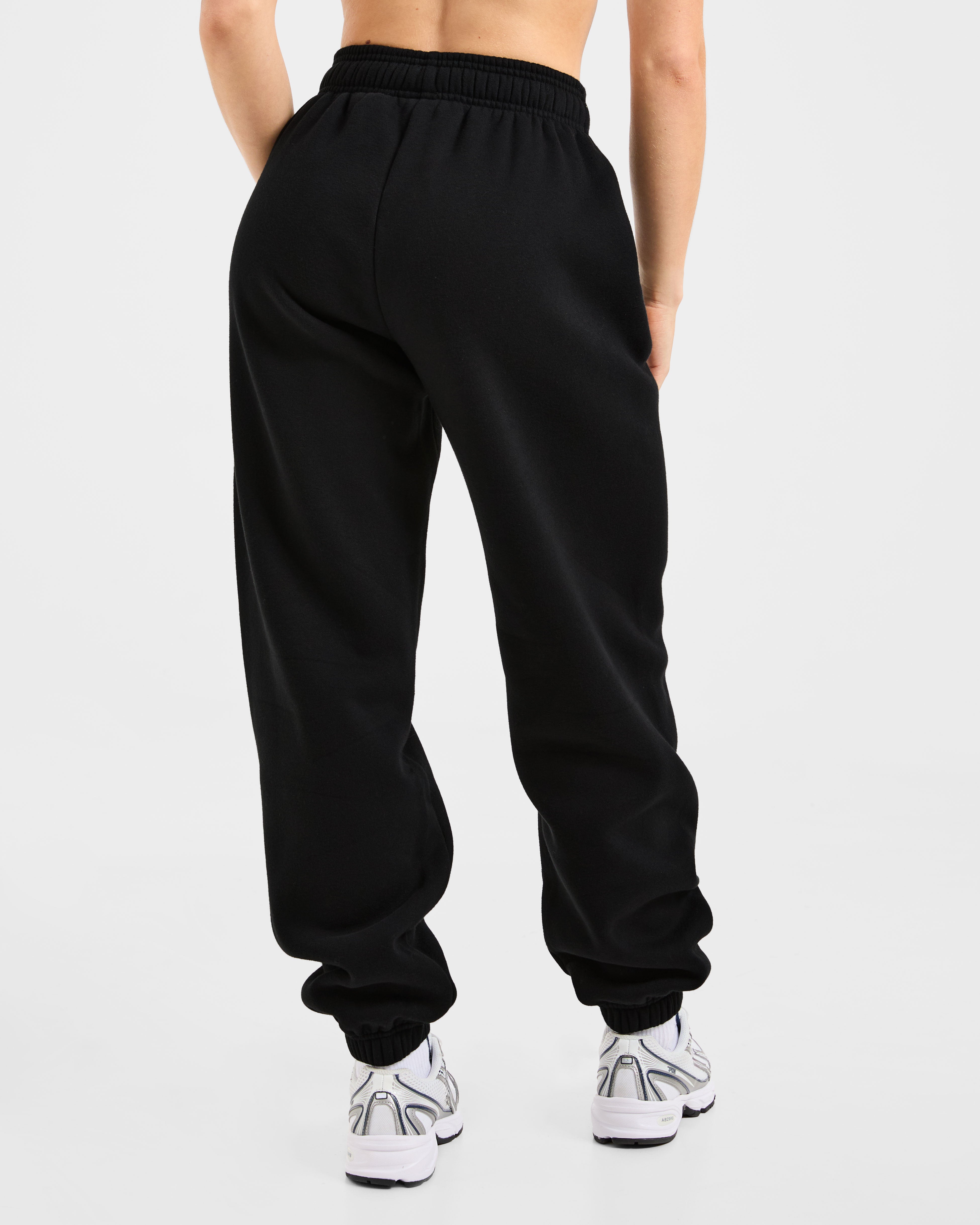 Varsity 2.0 Oversized Joggers - Black