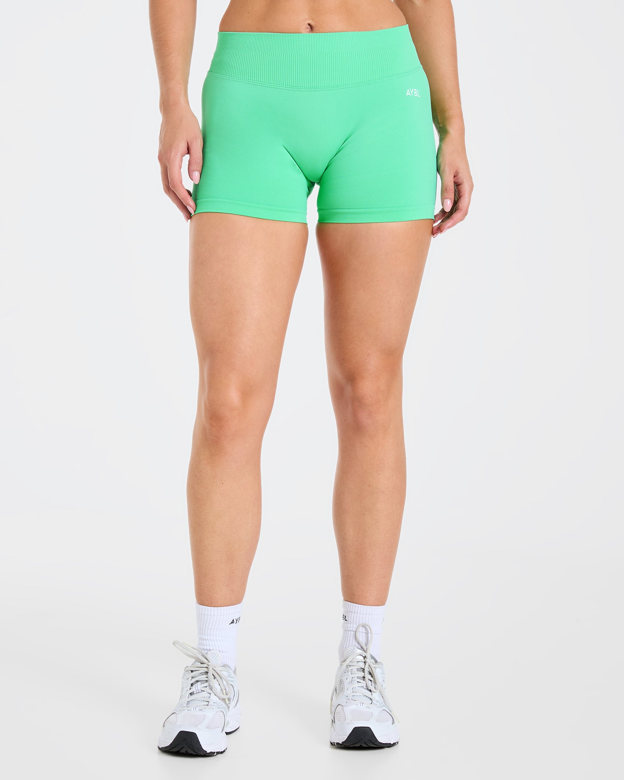 Enhance Seamless Shorts | 3.5"- Mint Green