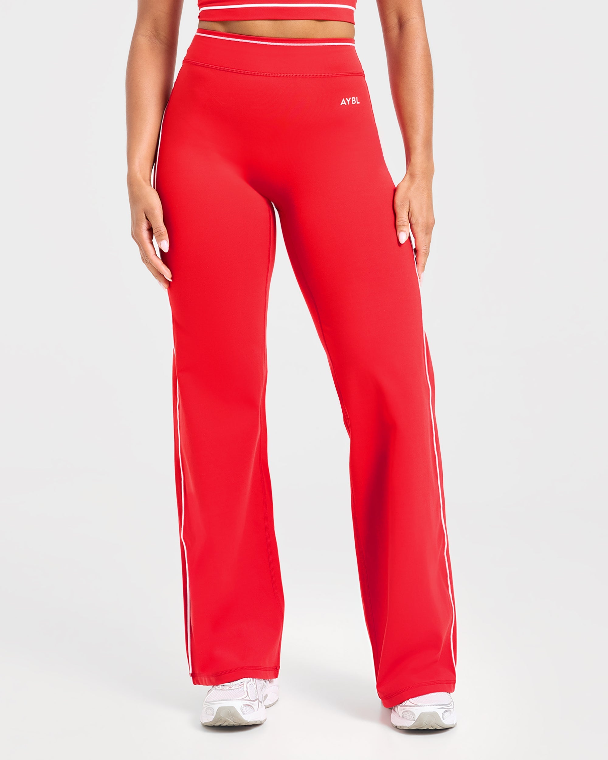 Form Flared Leggings - Red