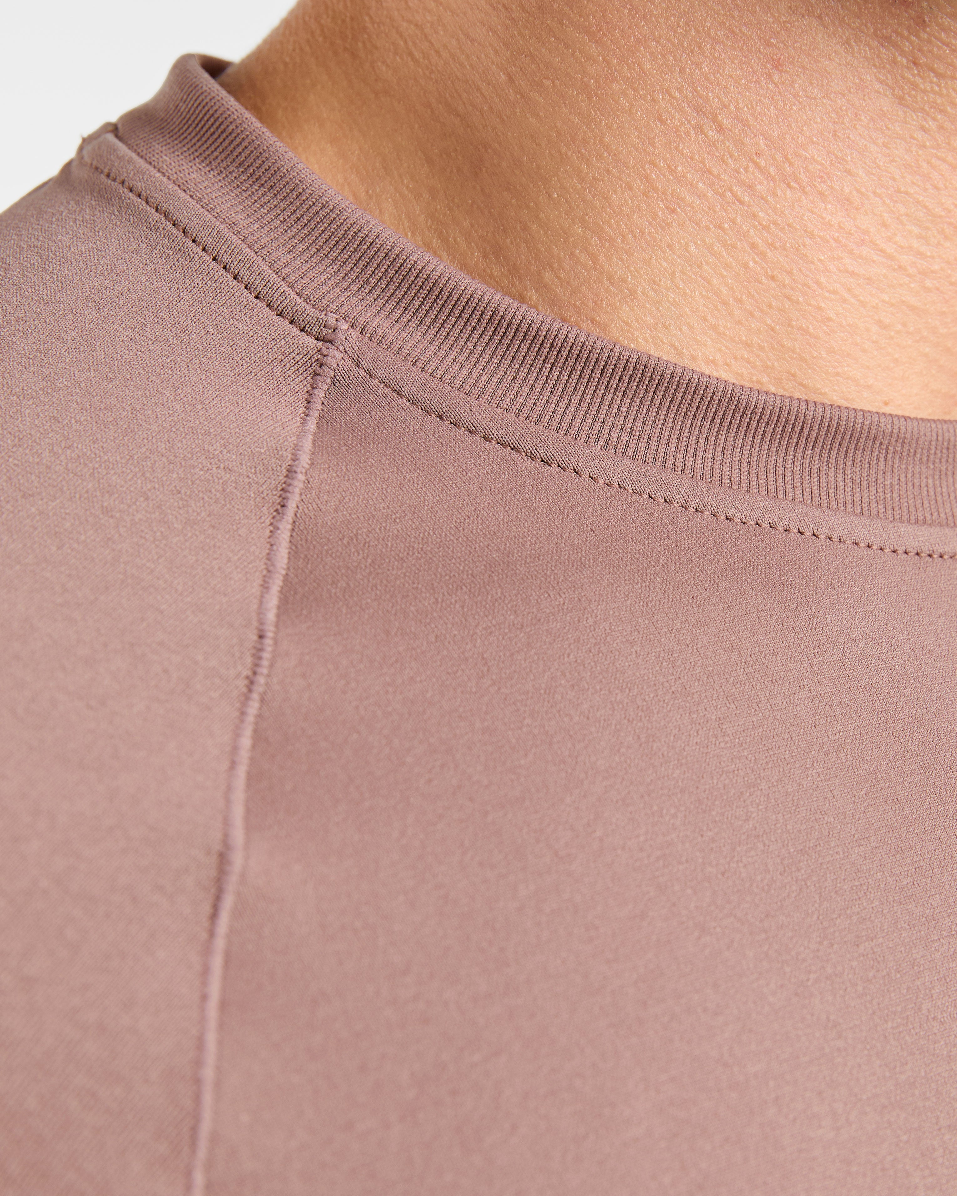Ascend Seamless T Shirt - Fawn
