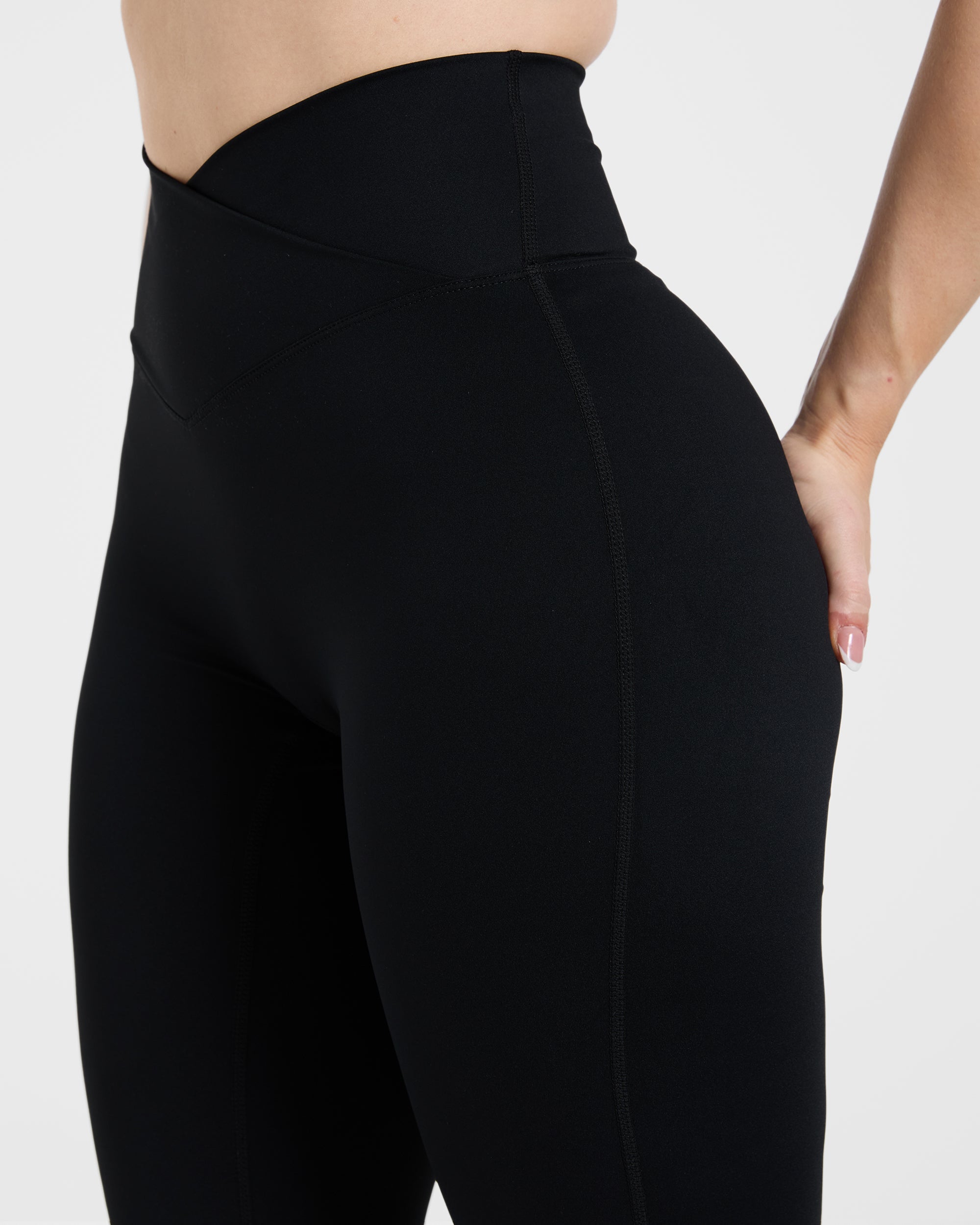 Sculpt Wrap Flared Leggings - Black