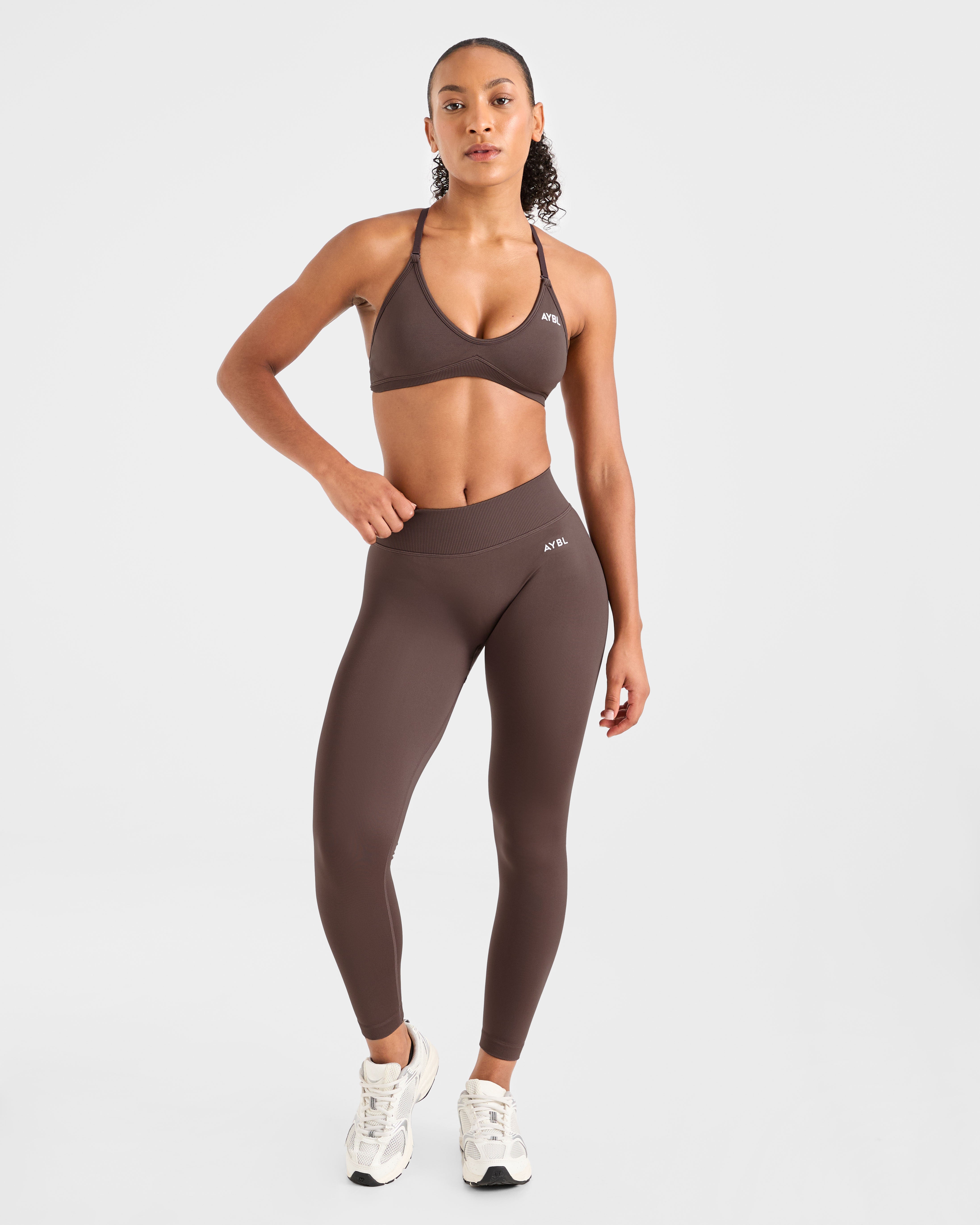 Adapt Seamless Strappy Sports Bra - Brown