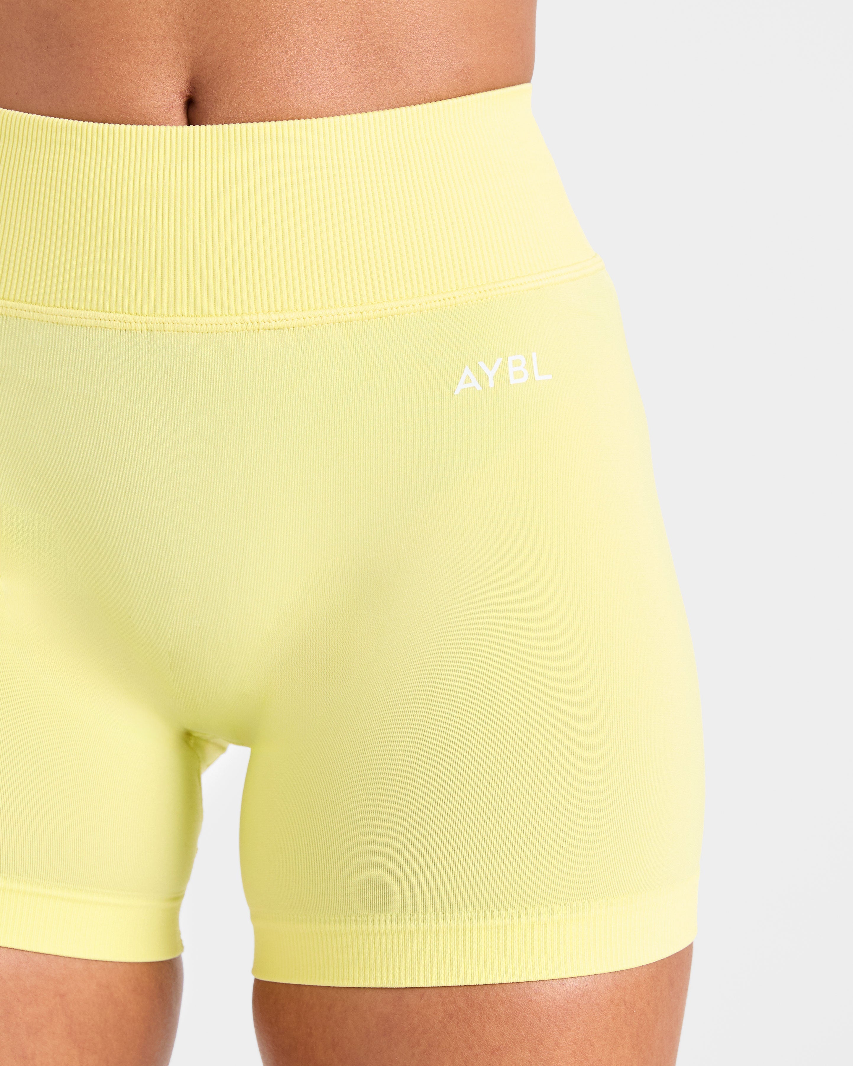 Adapt Seamless Shorts | 4.5" - Spring Yellow