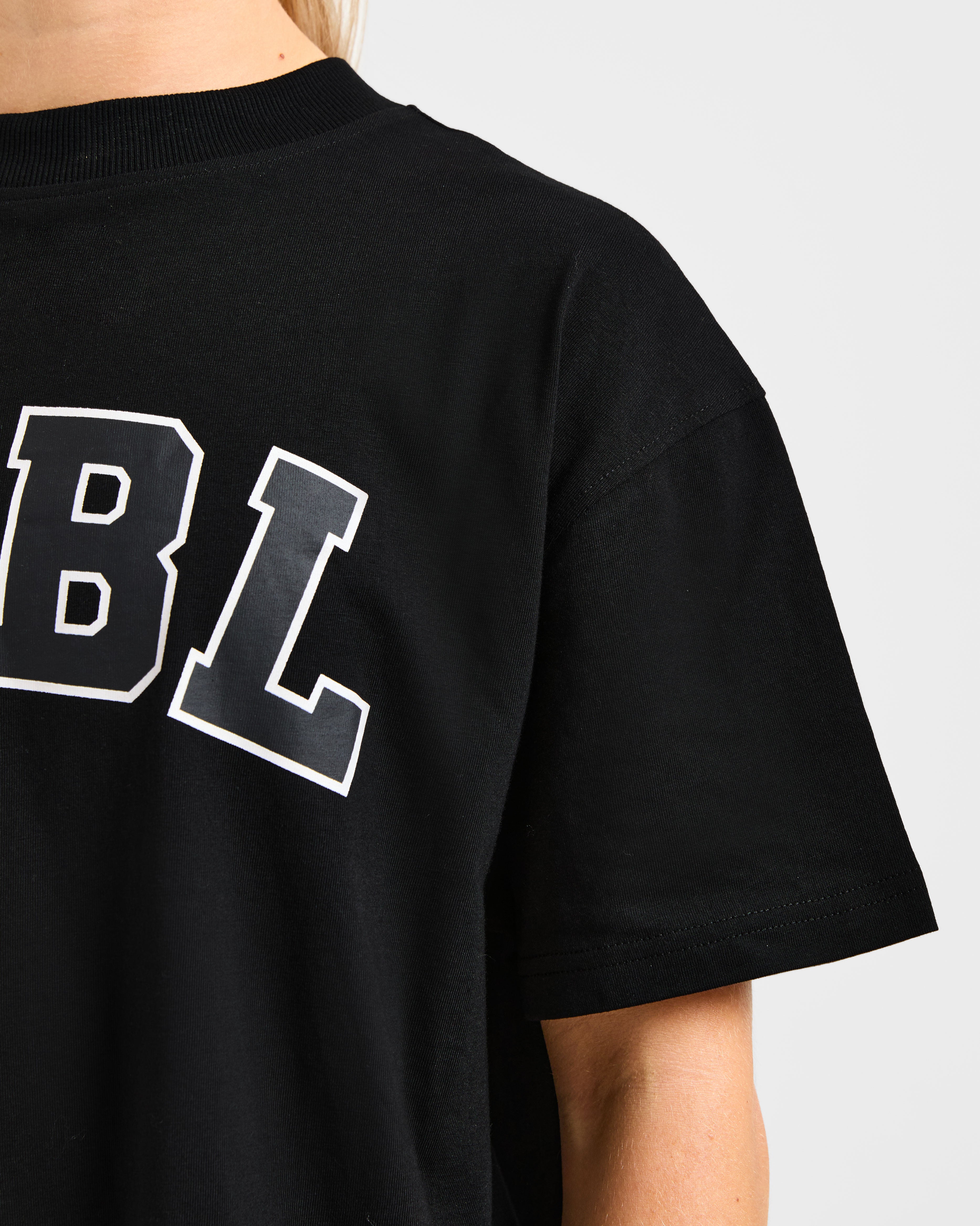 Varsity 2.0 Oversized T Shirt - Black