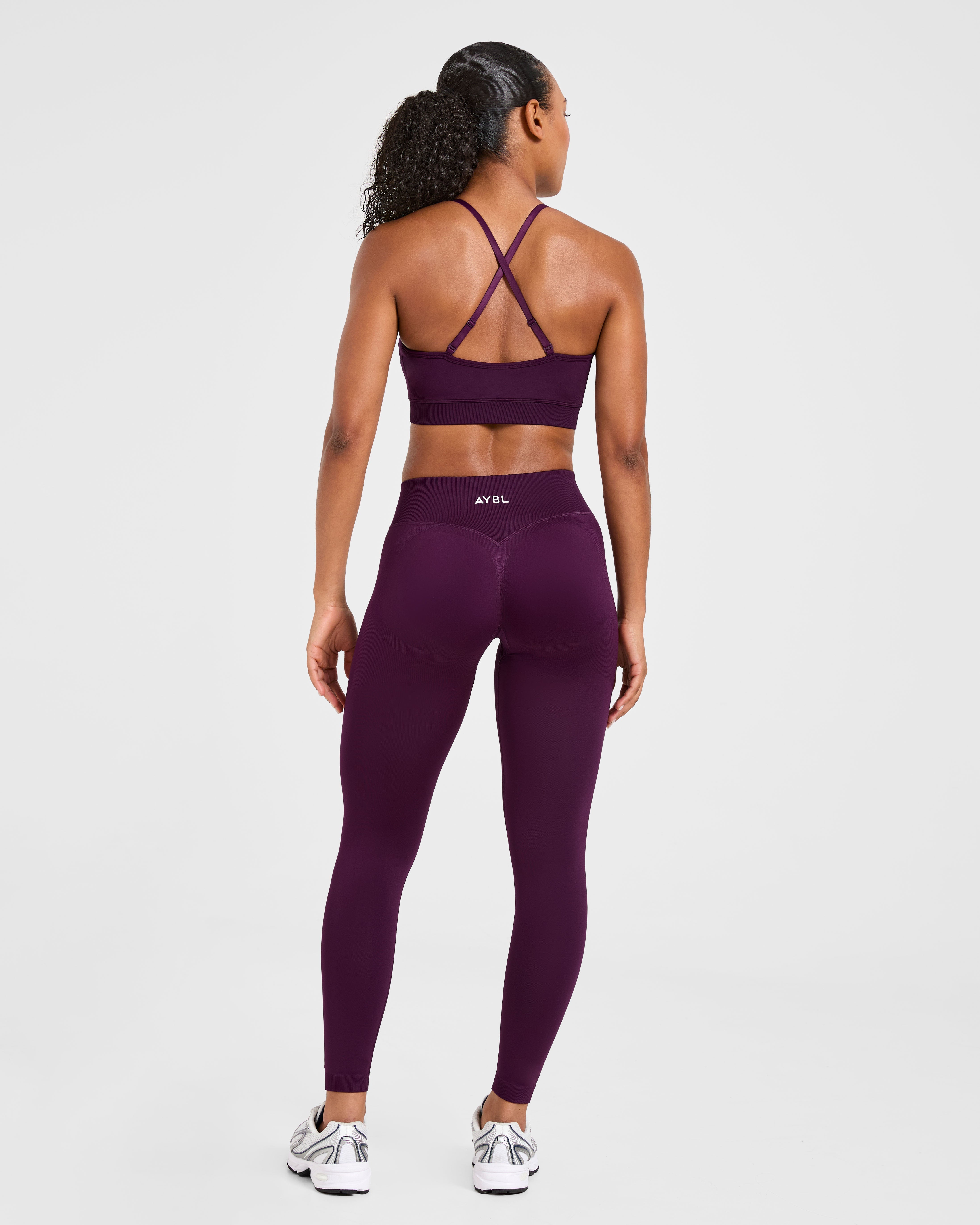 Adapt Seamless Sports Bra - Midnight Plum
