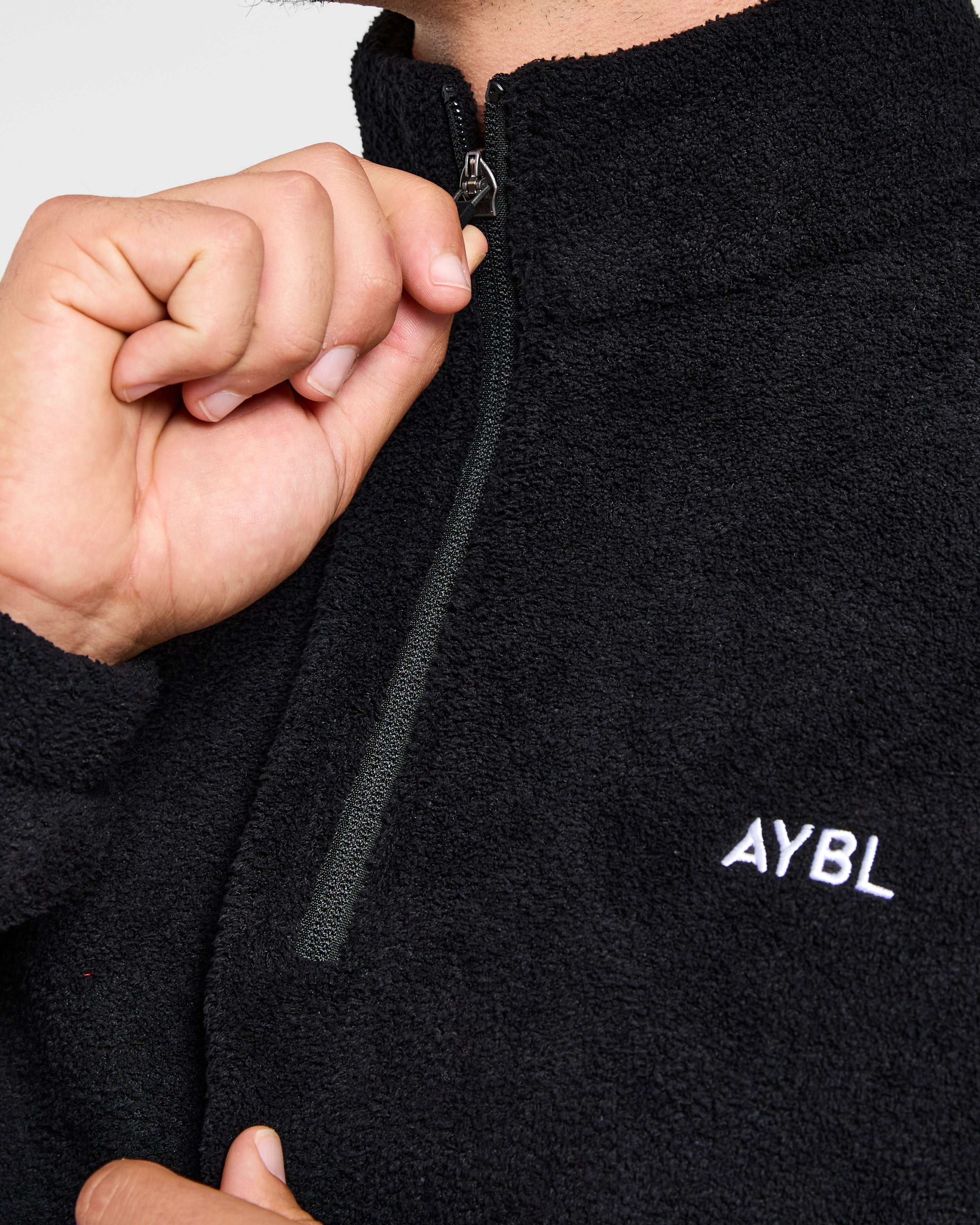 Essential 1/4 Zip Fleece  - Black