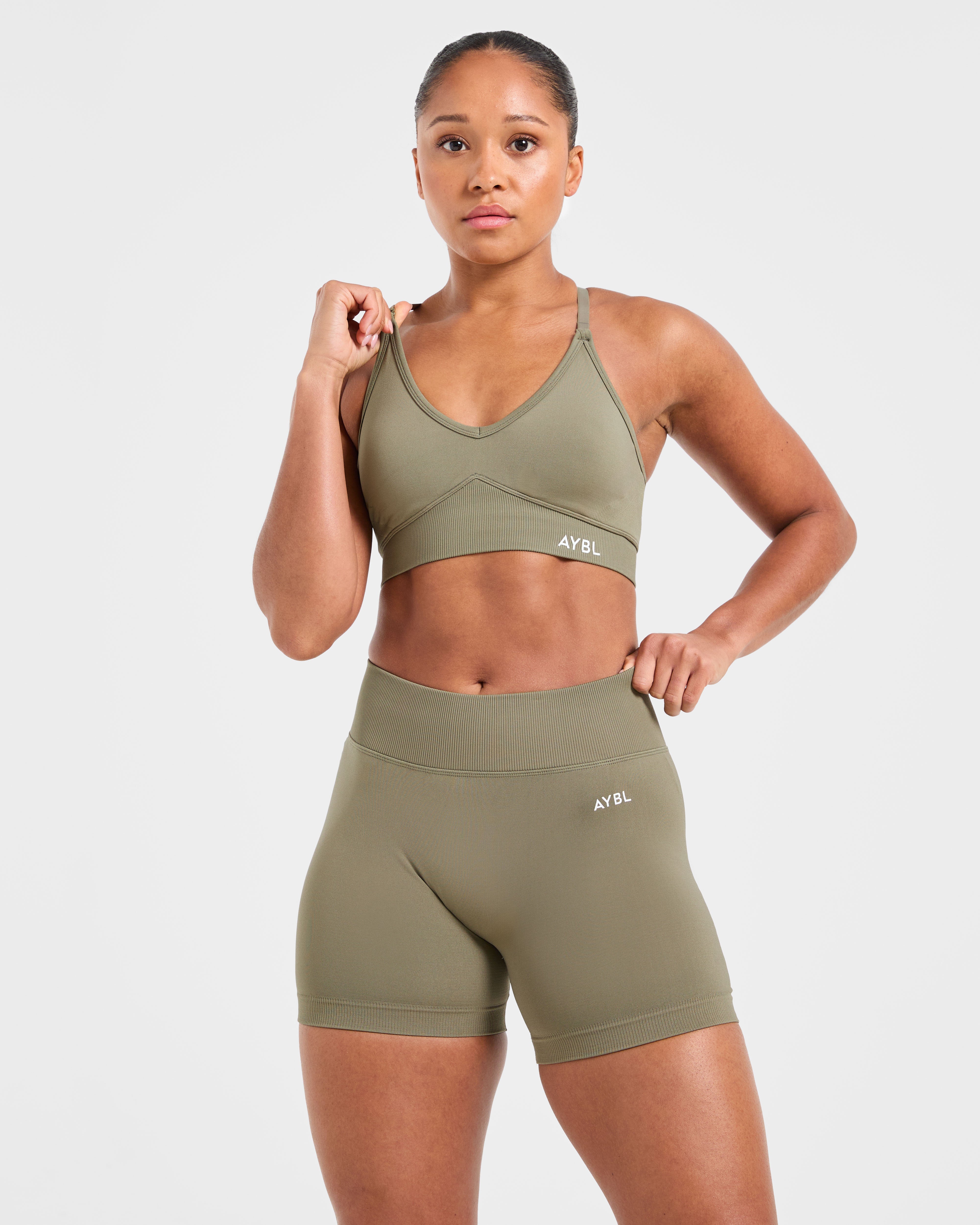 Adapt Seamless Sports Bra - Muted Olive