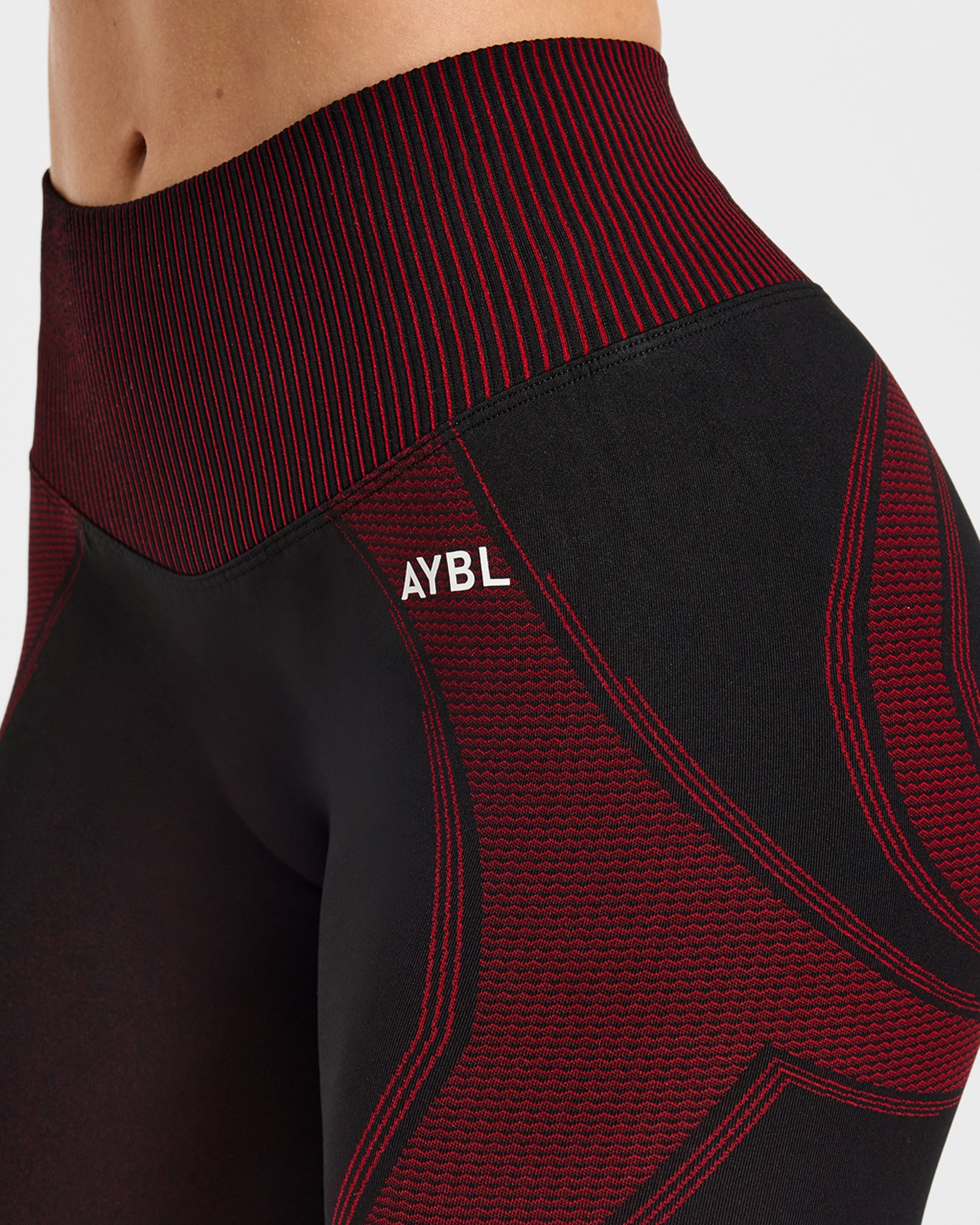Charge Seamless Leggings - Black/Red