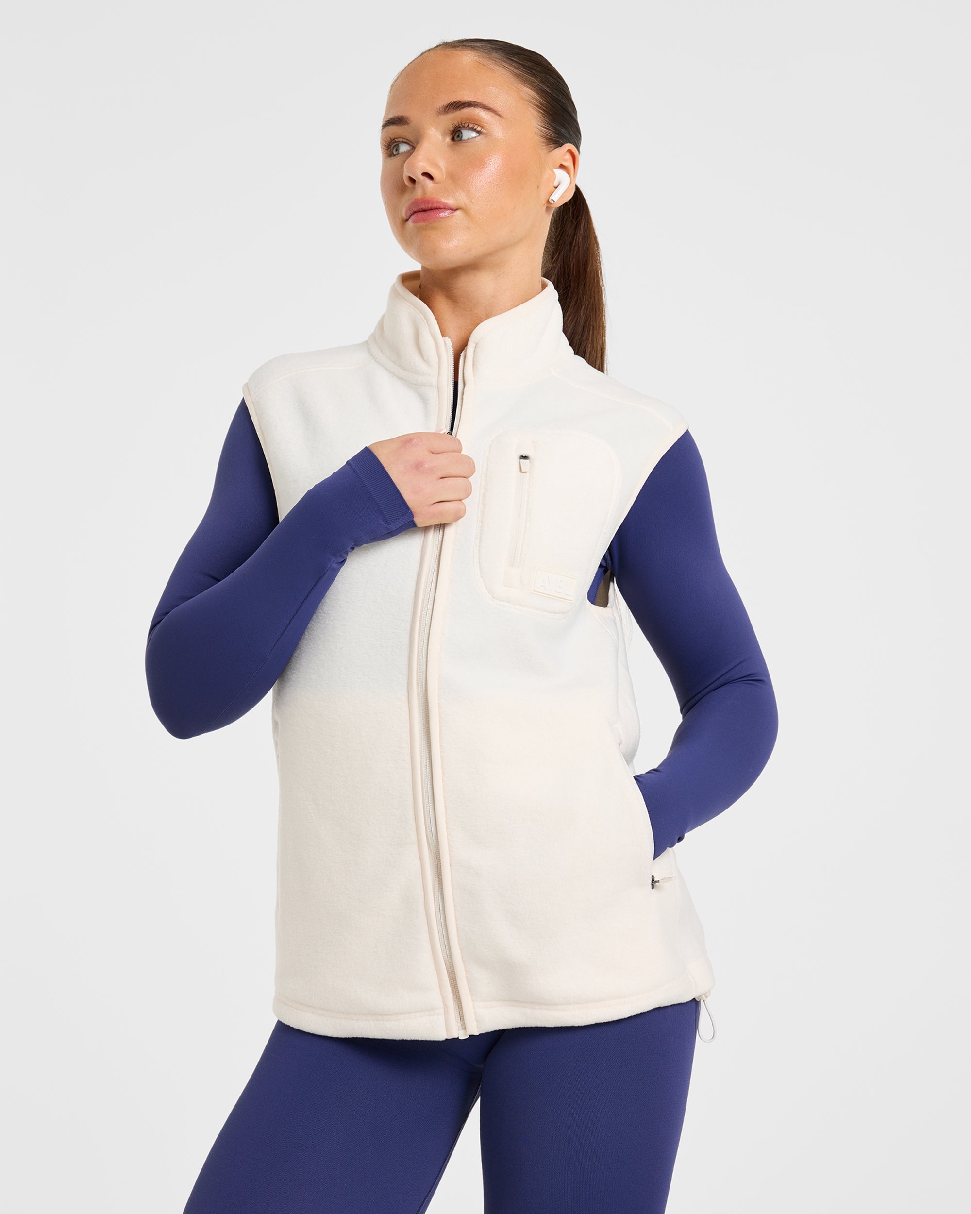 Signature Lightweight Fleece Gilet - Cream