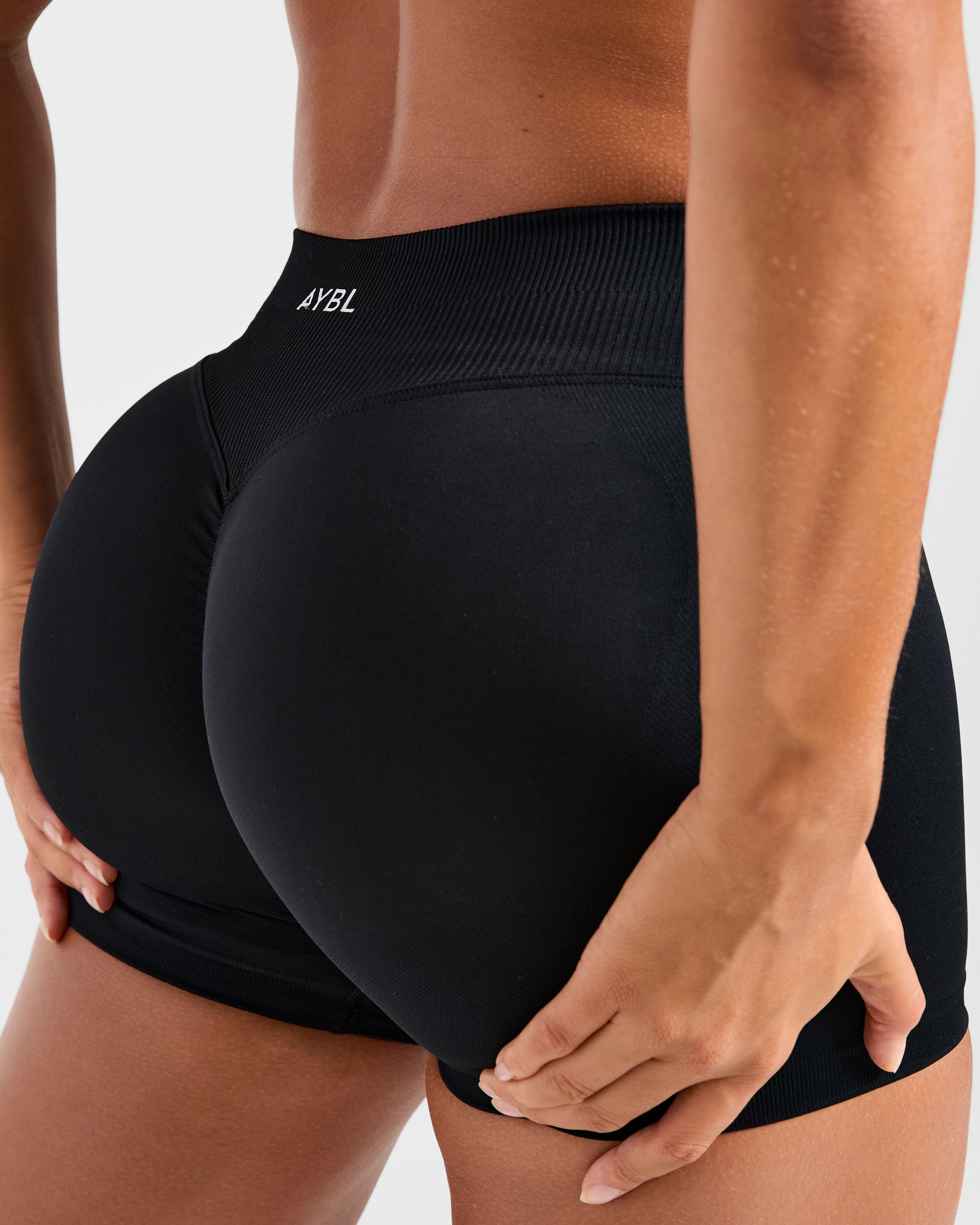 Enhance Seamless Shorts - Black