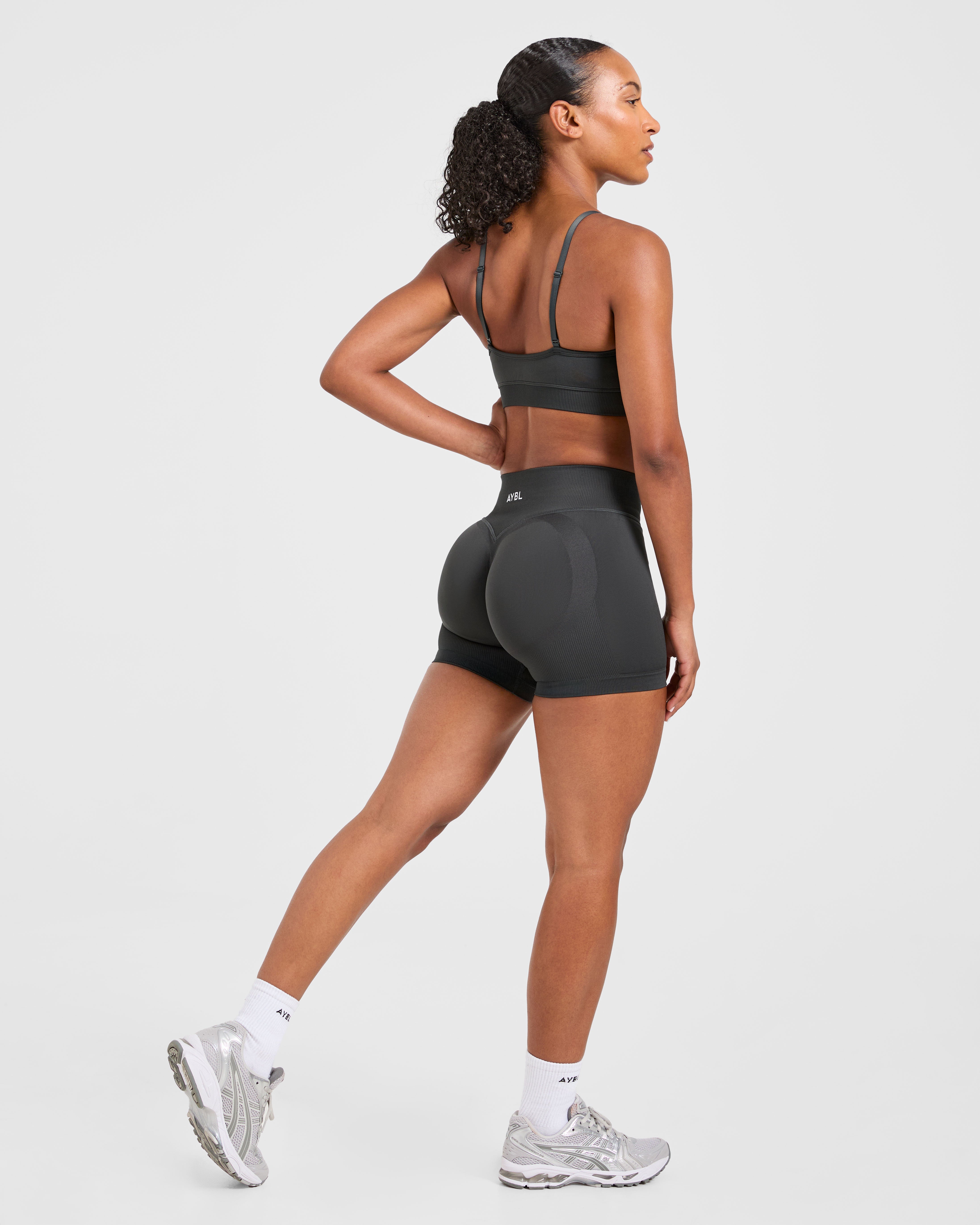 Adapt Seamless Shorts - Dark Charcoal