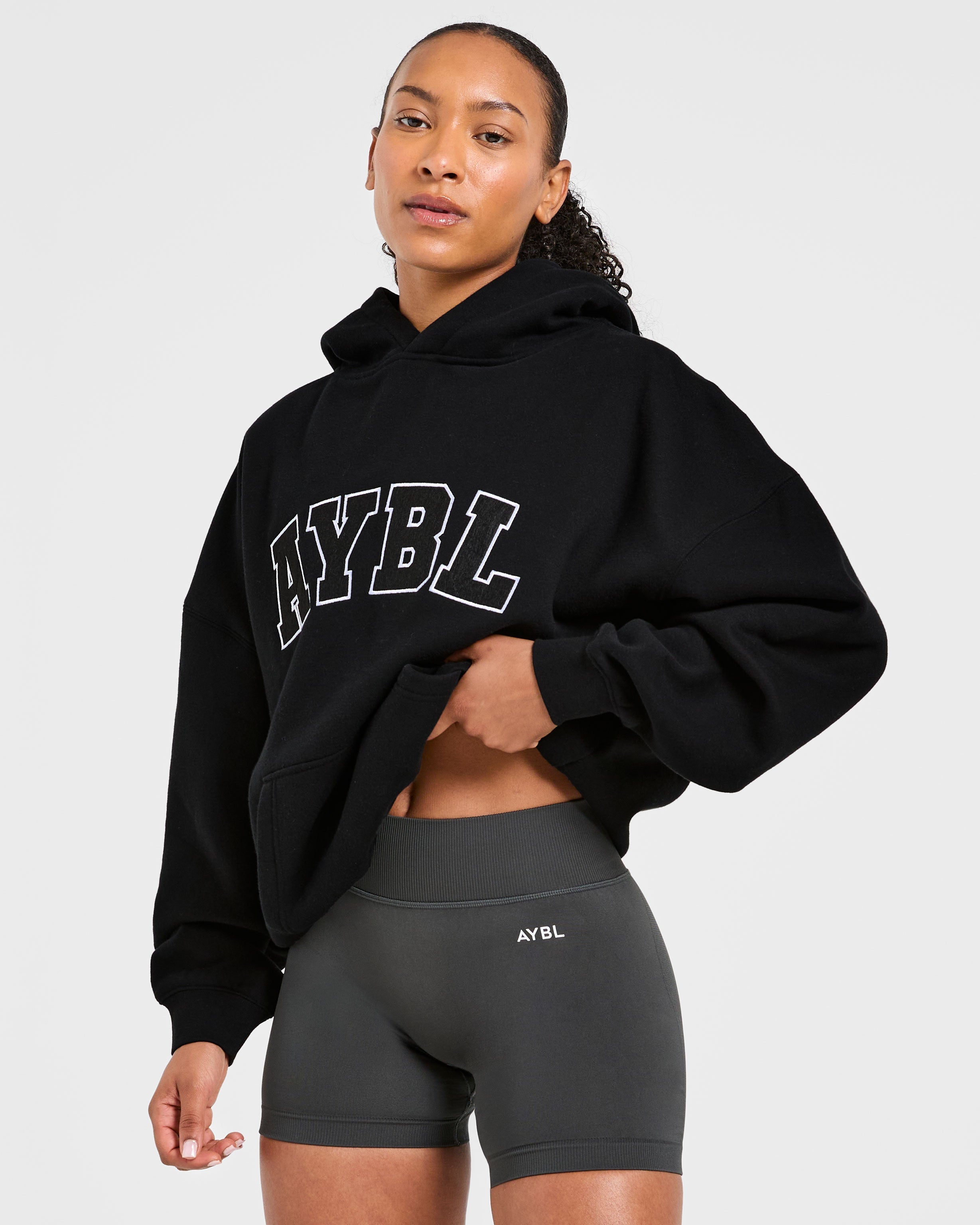 Adapt Seamless Shorts - Dark Charcoal