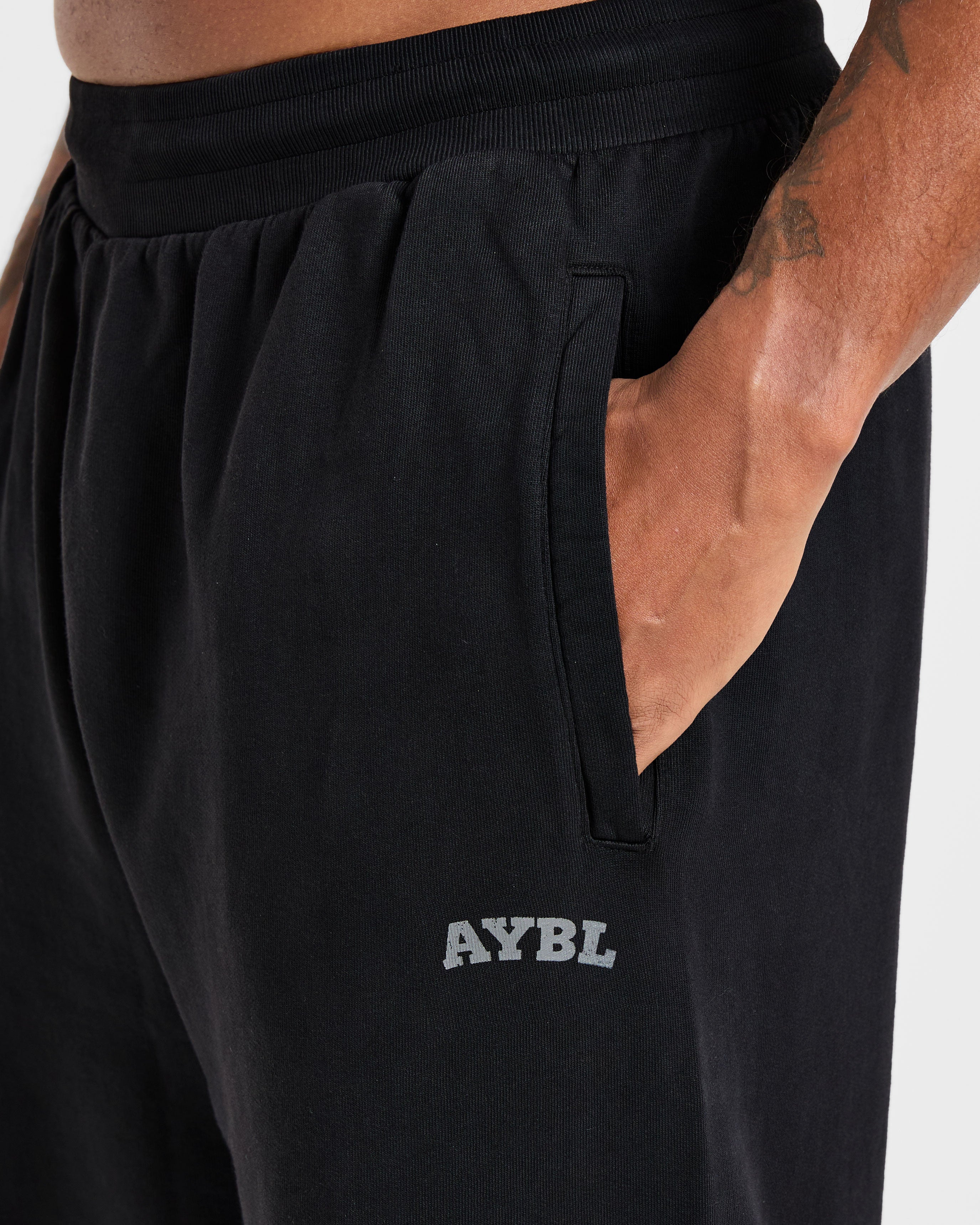 Elite Straight Leg Joggers - Black/Charocal