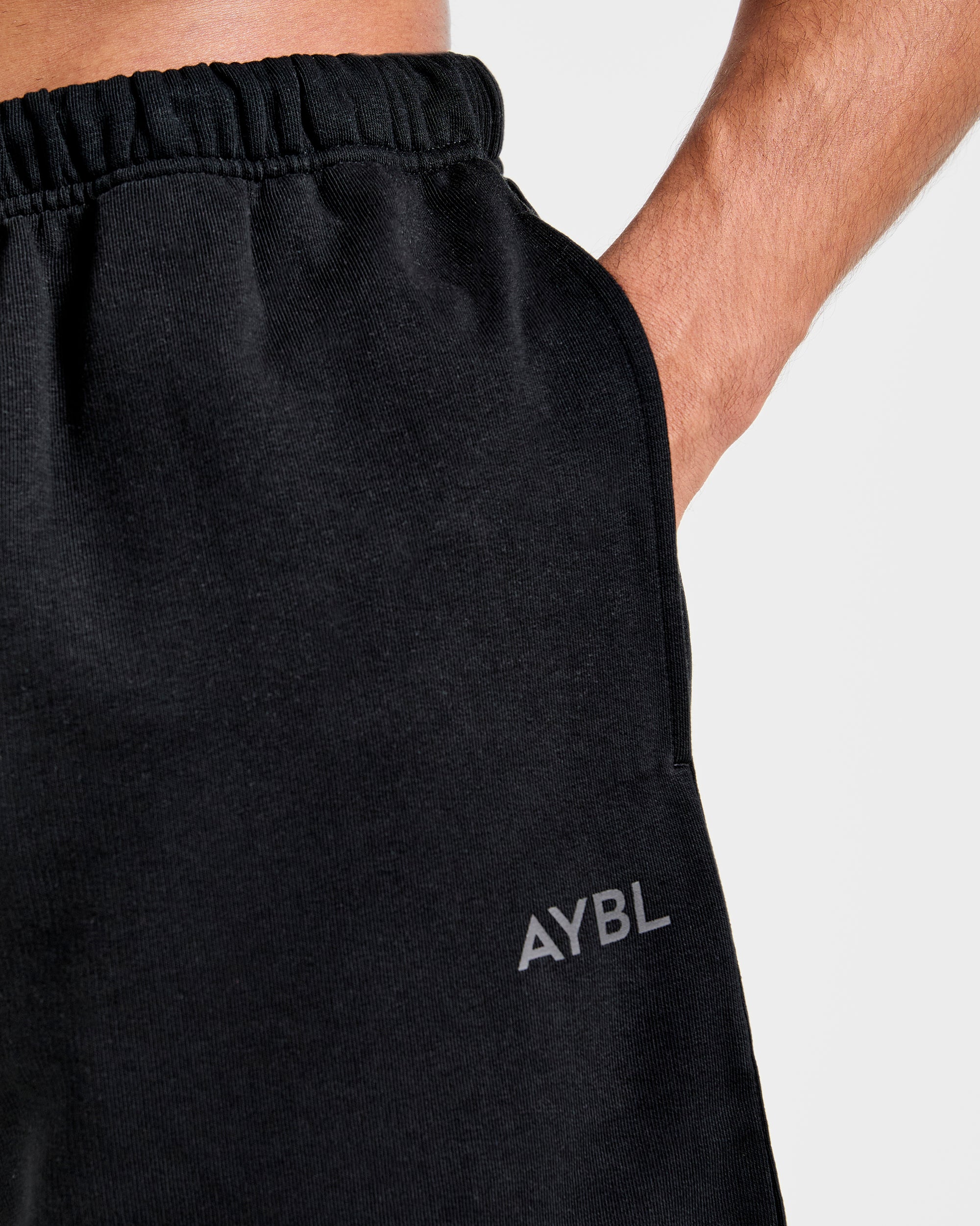 Craft Oversized Shorts - Black