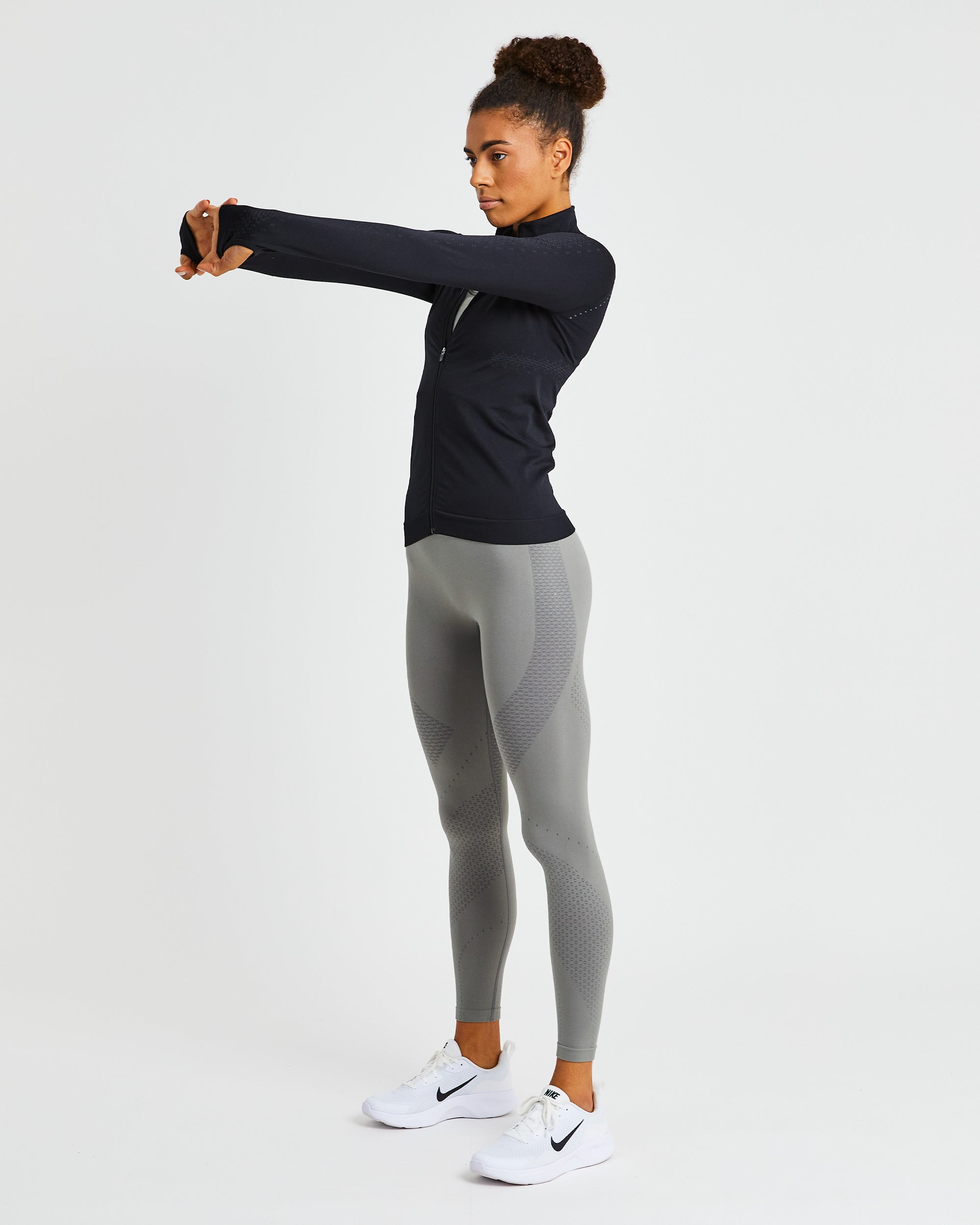 Ignite Seamless Zip Jacket - Midnight Black