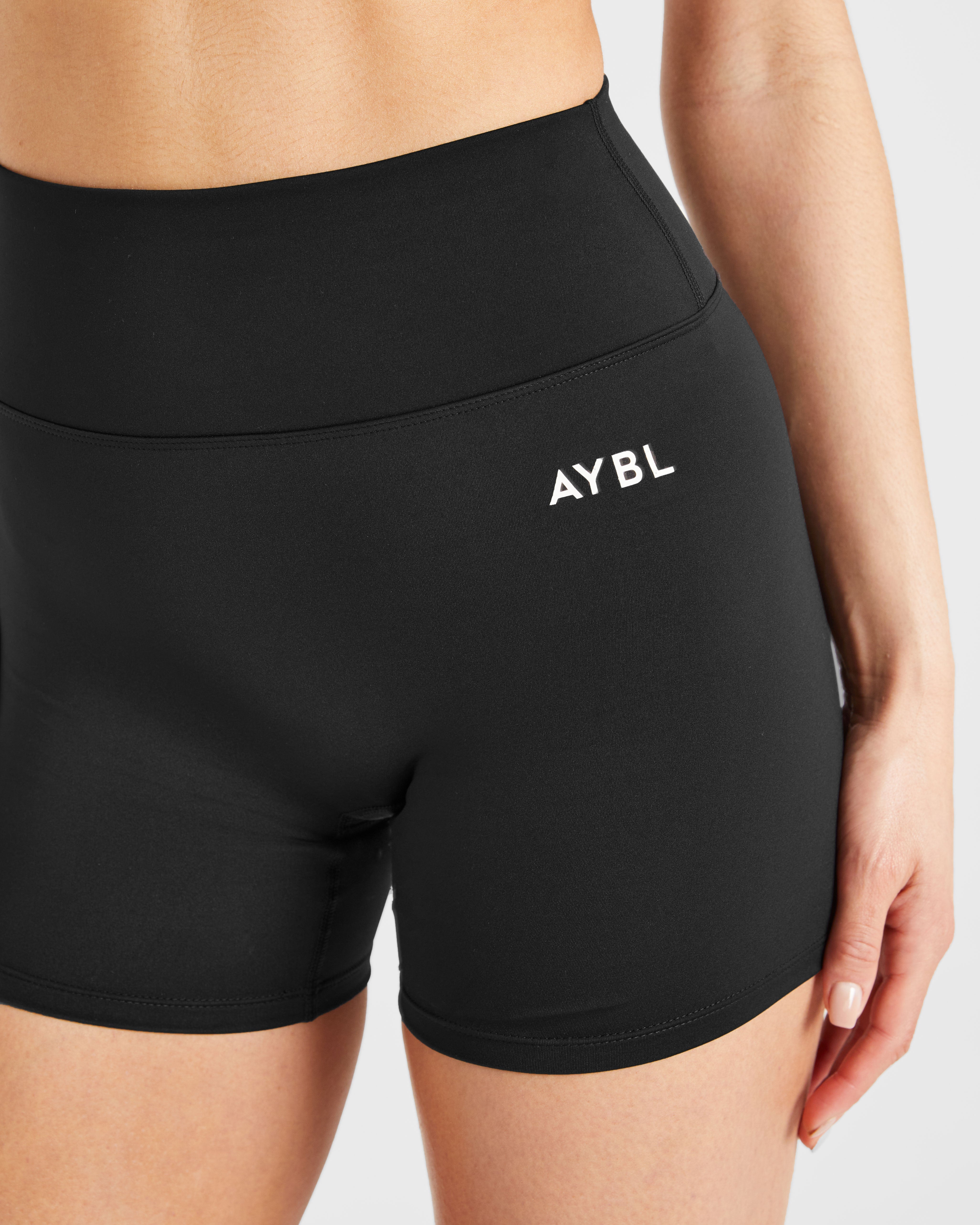 Courtside 5" Shorts - Black