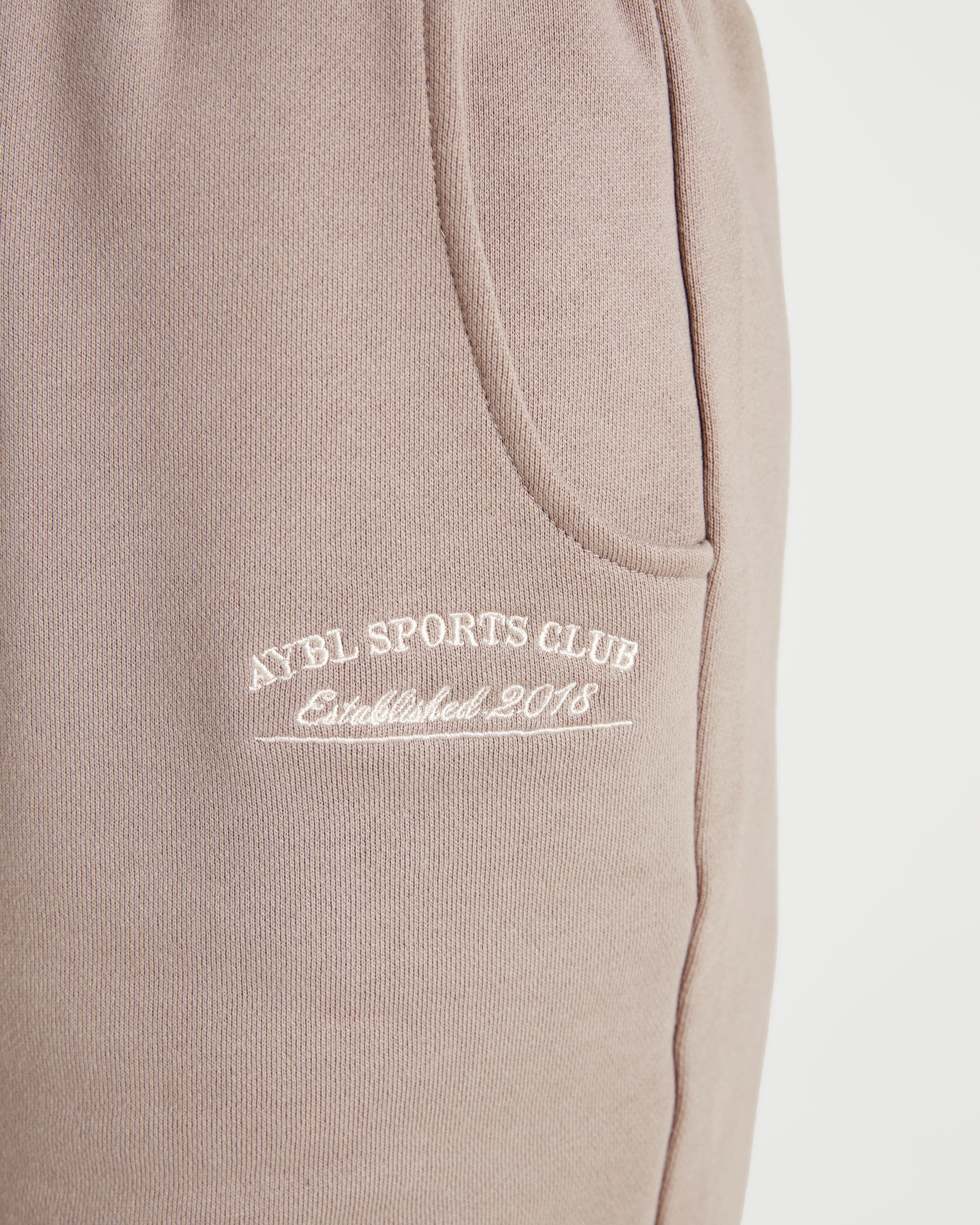 Courtside Shorts - Mocha