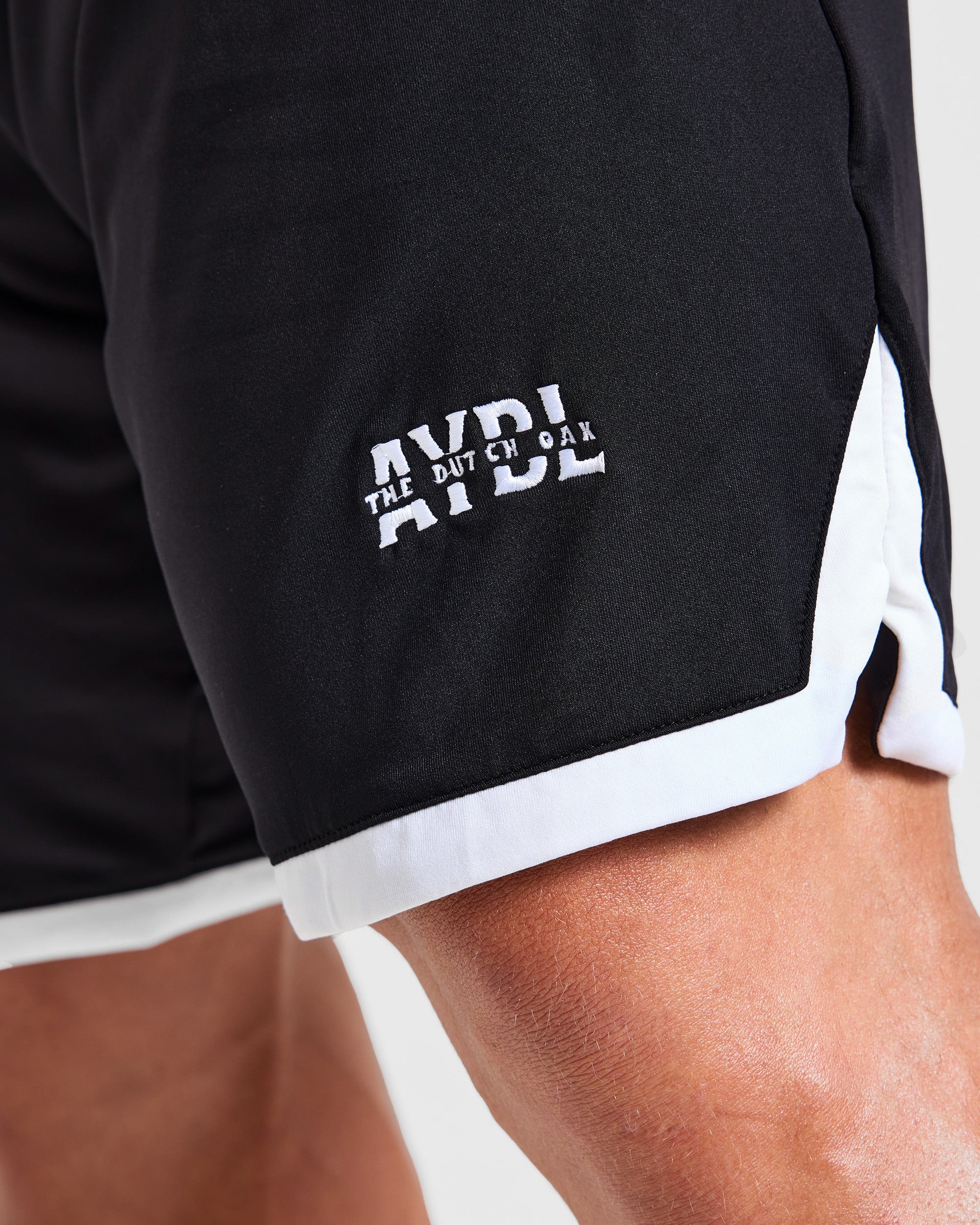 Wesley Vissers x Old School Contrast Shorts - Black