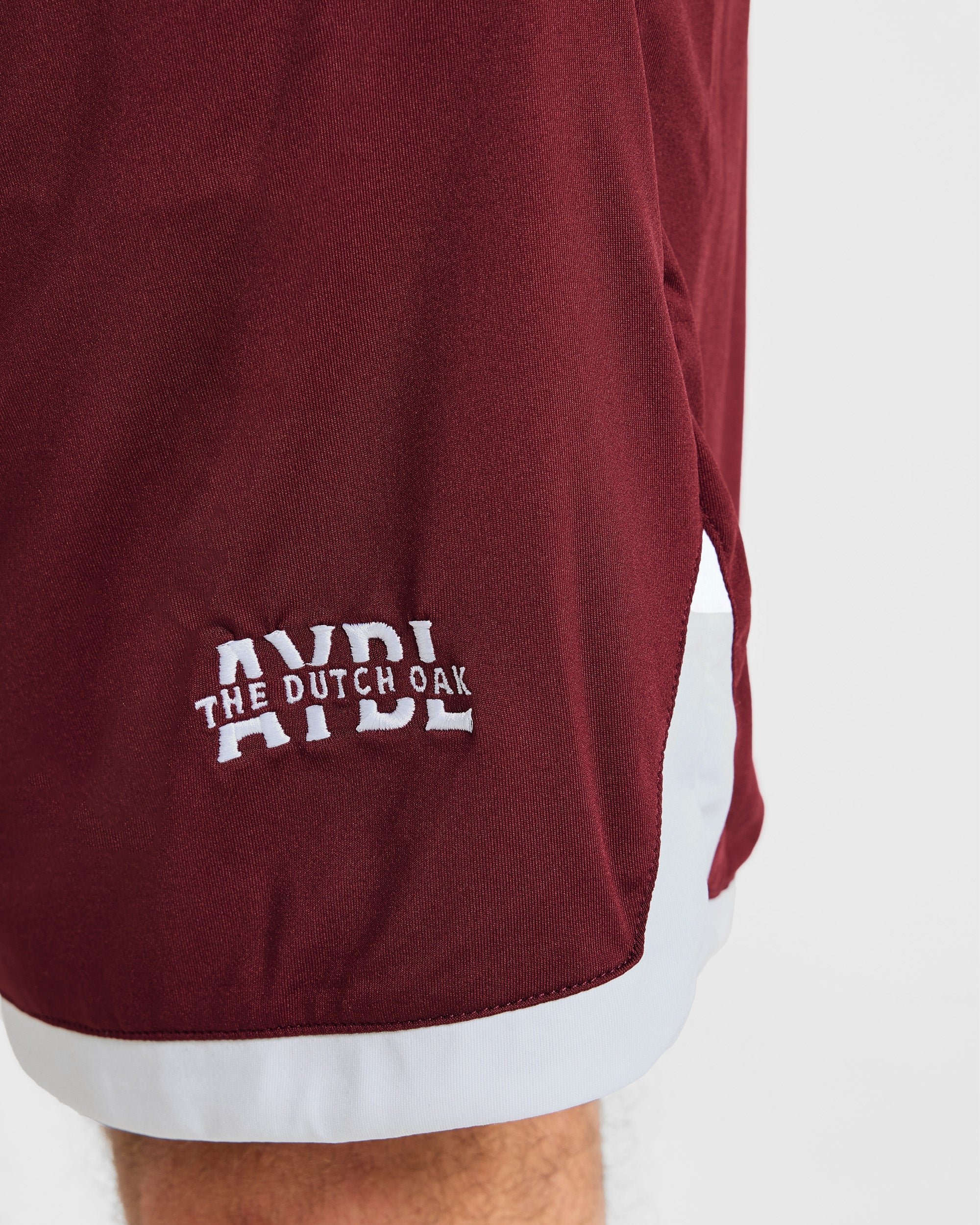 Wesley Vissers x Old School Contrast Shorts - Port Red
