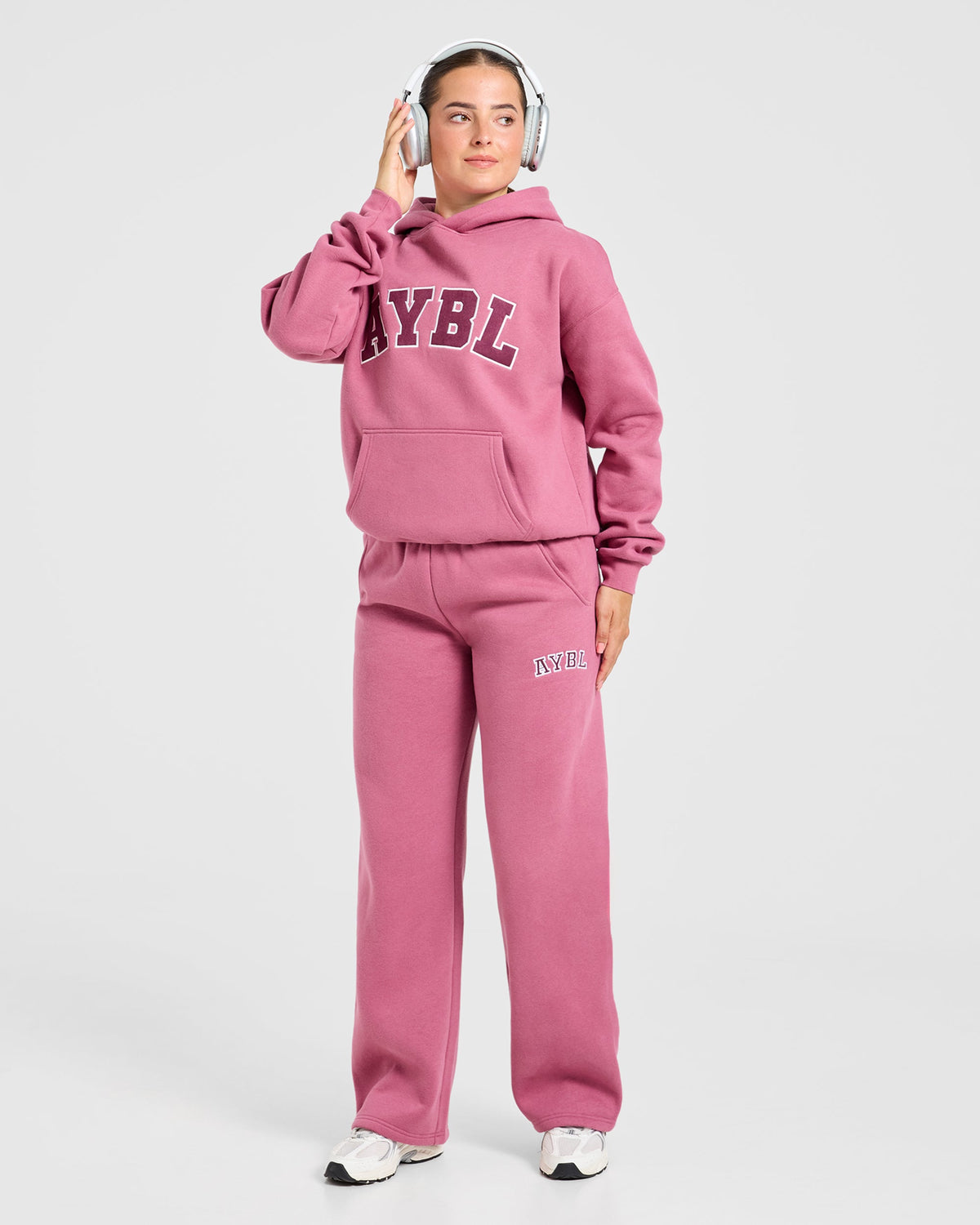 Varsity 2.0 Oversized Straight Leg Joggers - Dusty Rose